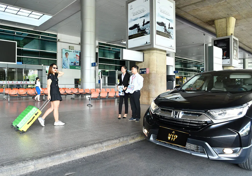 Thuê xe đưa đón sân bay nhà xe tốc hành